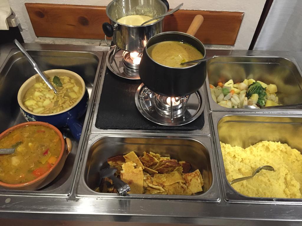 Ristorante Albergo 'L Bunet Cortemilia Eksteriør billede