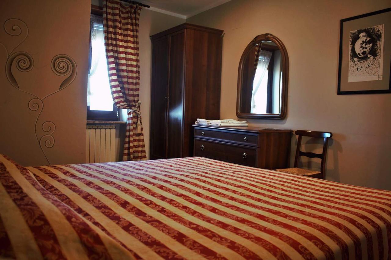 Ristorante Albergo 'L Bunet Cortemilia Eksteriør billede